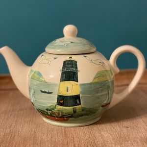 [Oxney Green] The Lighthouse Hand-painted Teapot Vintage